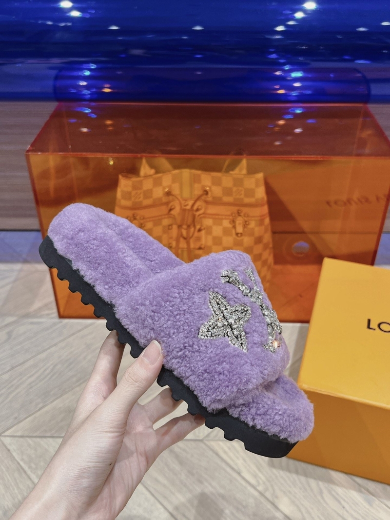 Louis Vuitton Slippers